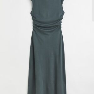 H&M Dark Green Sleeveless Dress